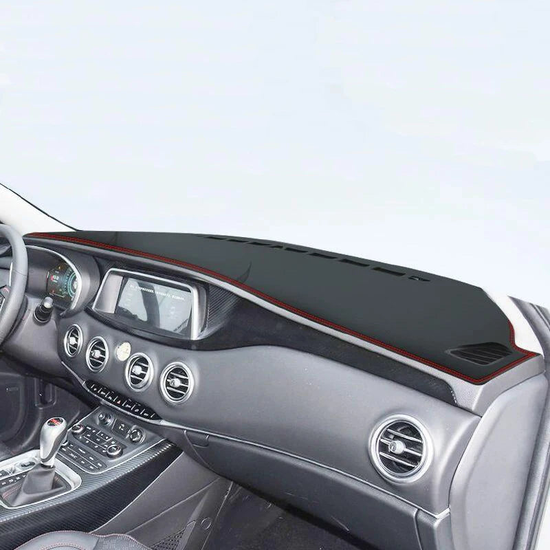 Gearyx Dash Mat — Anti-Glare Dashboard Cover